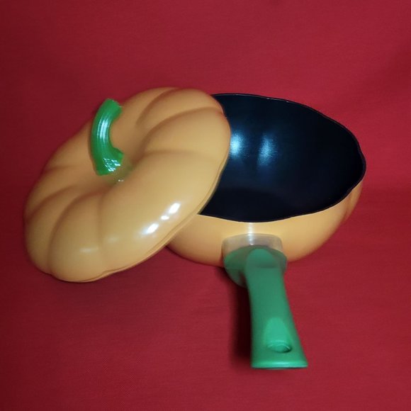 Nonstick Pumpkin Pan with Lid Aluminum Steel Saucepan Induction Cookware - Picture 3 of 10